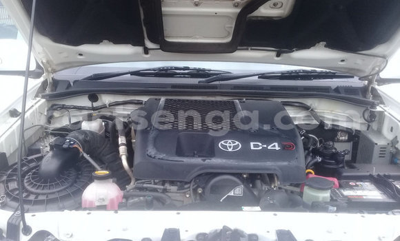 Buy Used Toyota Hilux White Car in Big Bend in Lubombo District Buy Used Toyota Hilux White Car in Big Bend in Lubombo District