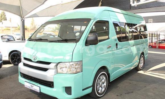 Nunua Ilio tumika Toyota 4Runner Blue Gari ndani ya Mbabane nchini Manzini Nunua Ilio tumika Toyota 4Runner Blue Gari ndani ya Mbabane nchini Manzini