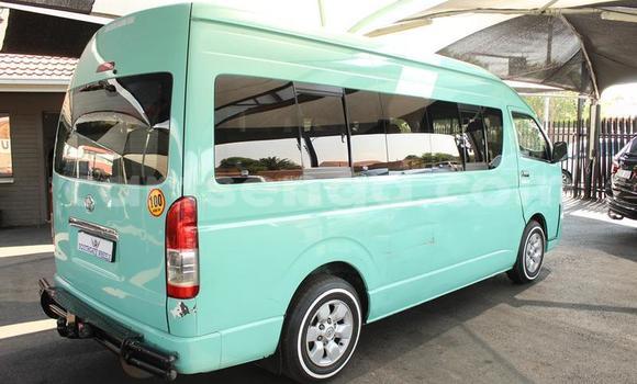 Nunua Ilio tumika Toyota 4Runner Blue Gari ndani ya Mbabane nchini Manzini Nunua Ilio tumika Toyota 4Runner Blue Gari ndani ya Mbabane nchini Manzini