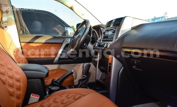 Buy Import Toyota Prado Other Car in Import - Dubai in Hhohho Buy Import Toyota Prado Other Car in Import - Dubai in Hhohho