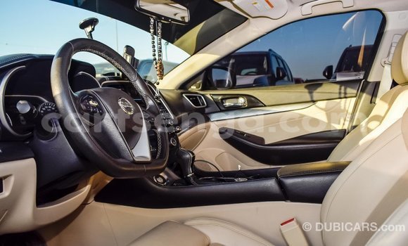 Buy Import Nissan Maxima White Car in Import - Dubai in Hhohho Buy Import Nissan Maxima White Car in Import - Dubai in Hhohho
