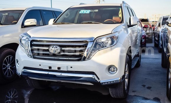 Buy Import Toyota Prado White Car in Import - Dubai in Hhohho Buy Import Toyota Prado White Car in Import - Dubai in Hhohho