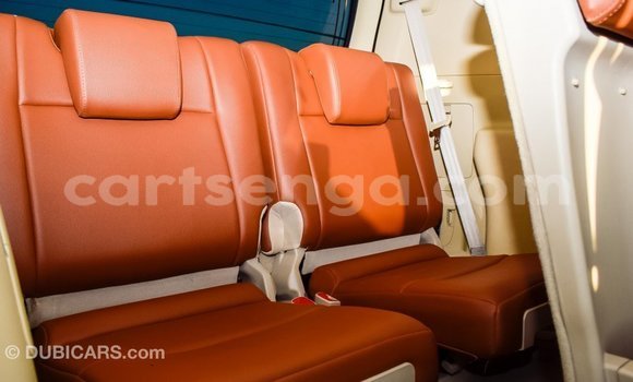 Buy Import Toyota Prado White Car in Import - Dubai in Hhohho Buy Import Toyota Prado White Car in Import - Dubai in Hhohho