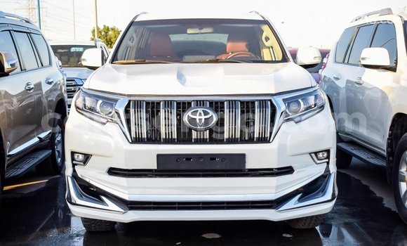 Buy Import Toyota Prado White Car in Import - Dubai in Hhohho Buy Import Toyota Prado White Car in Import - Dubai in Hhohho