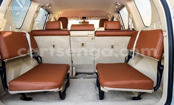 Buy Import Toyota Prado White Car in Import - Dubai in Hhohho Buy Import Toyota Prado White Car in Import - Dubai in Hhohho