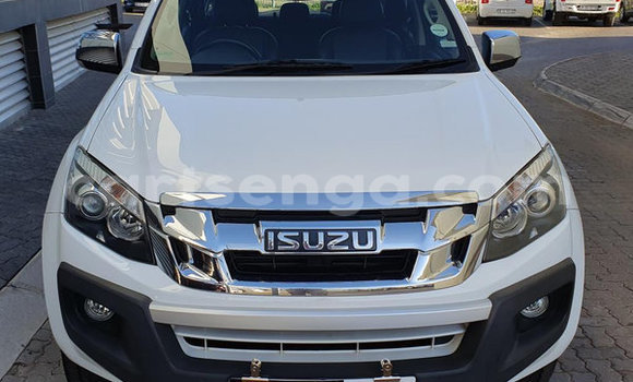 Nunua Ilio tumika Isuzu KB White Gari ndani ya Ezulwini nchini Hhohho Nunua Ilio tumika Isuzu KB White Gari ndani ya Ezulwini nchini Hhohho