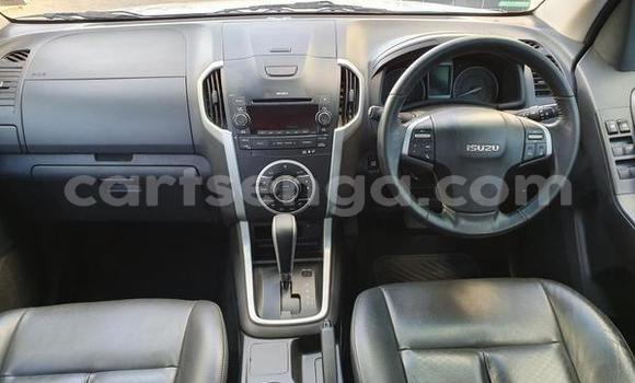 Nunua Ilio tumika Isuzu KB White Gari ndani ya Ezulwini nchini Hhohho Nunua Ilio tumika Isuzu KB White Gari ndani ya Ezulwini nchini Hhohho