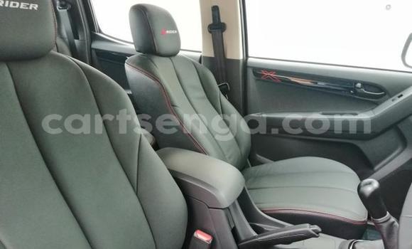 Nunua Ilio tumika Isuzu D–MAX Black Gari ndani ya Manzini nchini Manzini Nunua Ilio tumika Isuzu D–MAX Black Gari ndani ya Manzini nchini Manzini