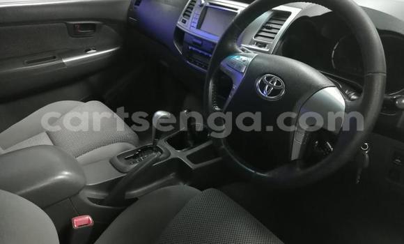 Nunua Ilio tumika Toyota Hilux White Gari ndani ya Manzini nchini Manzini Nunua Ilio tumika Toyota Hilux White Gari ndani ya Manzini nchini Manzini