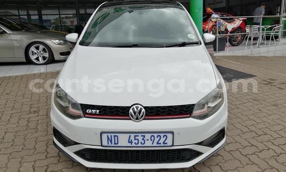 Nunua Ilio tumika Volkswagen Polo GTI White Gari ndani ya Manzini nchini Manzini Nunua Ilio tumika Volkswagen Polo GTI White Gari ndani ya Manzini nchini Manzini