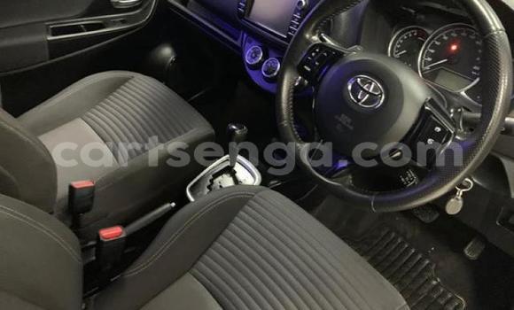 Nunua Ilio tumika Toyota Yaris Red Gari ndani ya Manzini nchini Manzini Nunua Ilio tumika Toyota Yaris Red Gari ndani ya Manzini nchini Manzini