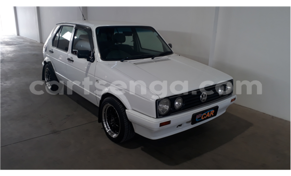 Nunua Ilio tumika Volkswagen Golf White Gari ndani ya Ezulwini nchini Hhohho Nunua Ilio tumika Volkswagen Golf White Gari ndani ya Ezulwini nchini Hhohho