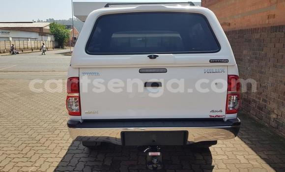 Acheter Occasion Voiture Toyota Hilux Blanc à Mbabane, Manzini Acheter Occasion Voiture Toyota Hilux Blanc à Mbabane, Manzini