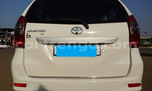 Nunua Ilio tumika Toyota Avanza White Gari ndani ya Manzini nchini Manzini Nunua Ilio tumika Toyota Avanza White Gari ndani ya Manzini nchini Manzini