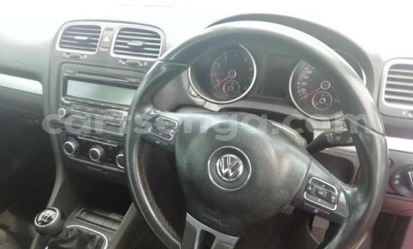 Nunua Ilio tumika Volkswagen Golf Red Gari ndani ya Manzini nchini Manzini Nunua Ilio tumika Volkswagen Golf Red Gari ndani ya Manzini nchini Manzini