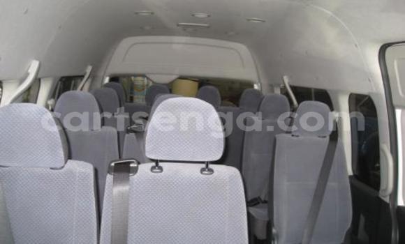 Acheter Occasion Voiture Toyota Hiace Blanc à Ezulwini, Hhohho Acheter Occasion Voiture Toyota Hiace Blanc à Ezulwini, Hhohho