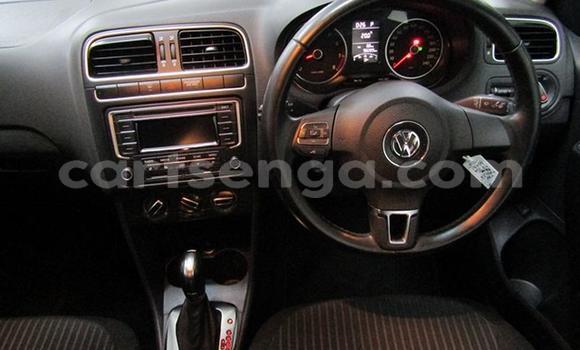 Acheter Occasion Voiture Volkswagen Polo Bleu à Hlatikulu, Shiselweni District Acheter Occasion Voiture Volkswagen Polo Bleu à Hlatikulu, Shiselweni District