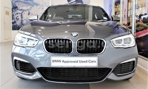 Nunua Ilio tumika BMW 1–Series Silver Gari ndani ya Manzini nchini Manzini Nunua Ilio tumika BMW 1–Series Silver Gari ndani ya Manzini nchini Manzini