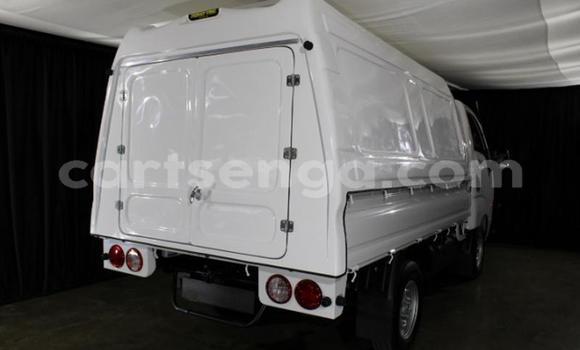 Acheter Occasion Voiture Kia K7 Blanc à Mbabane, Manzini Acheter Occasion Voiture Kia K7 Blanc à Mbabane, Manzini