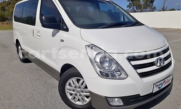 Nunua Ilio tumika Hyundai H1 White Gari ndani ya Kubuta nchini Wilaya ya Shiselweni Nunua Ilio tumika Hyundai H1 White Gari ndani ya Kubuta nchini Wilaya ya Shiselweni