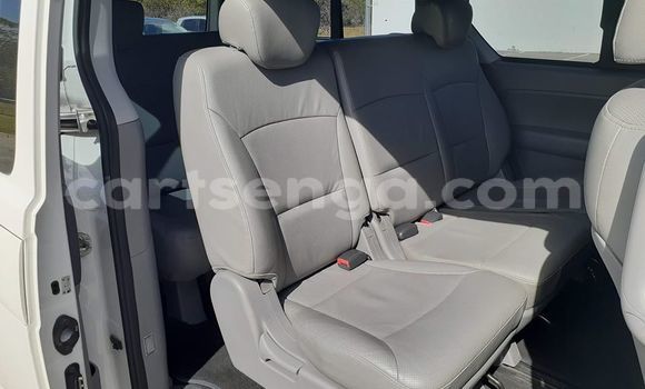 Nunua Ilio tumika Hyundai H1 White Gari ndani ya Kubuta nchini Wilaya ya Shiselweni Nunua Ilio tumika Hyundai H1 White Gari ndani ya Kubuta nchini Wilaya ya Shiselweni