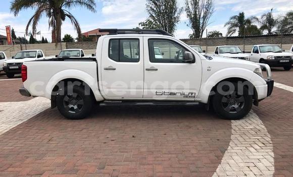 Acheter Occasion Voiture Nissan Navara Blanc à Ezulwini, Hhohho Acheter Occasion Voiture Nissan Navara Blanc à Ezulwini, Hhohho