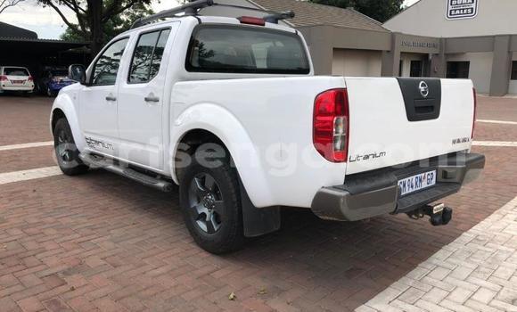 Acheter Occasion Voiture Nissan Navara Blanc à Ezulwini, Hhohho Acheter Occasion Voiture Nissan Navara Blanc à Ezulwini, Hhohho