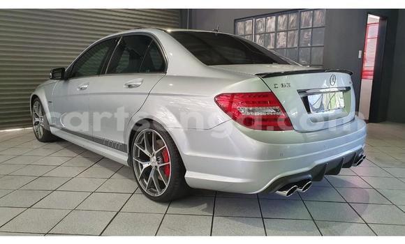 Nunua Ilio tumika Mercedes‒Benz C–Class Silver Gari ndani ya Manzini nchini Manzini Nunua Ilio tumika Mercedes‒Benz C–Class Silver Gari ndani ya Manzini nchini Manzini