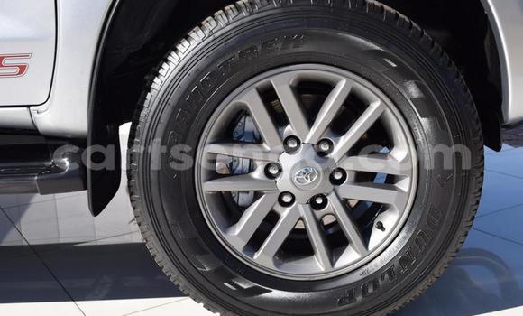 Nunua Ilio tumika Toyota Hilux Silver Gari ndani ya Ezulwini nchini Hhohho Nunua Ilio tumika Toyota Hilux Silver Gari ndani ya Ezulwini nchini Hhohho