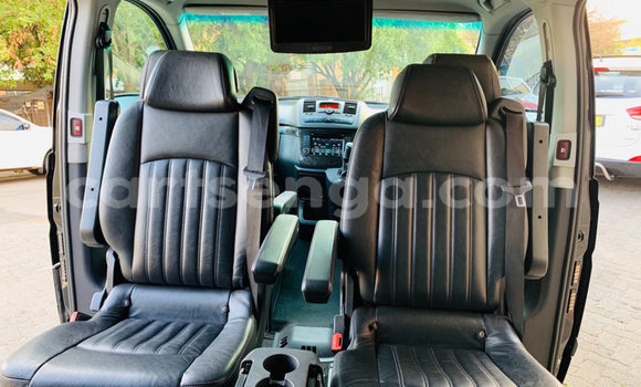 Acheter Occasion Voiture Mercedes‒Benz Viano Noir à Ezulwini, Hhohho Acheter Occasion Voiture Mercedes‒Benz Viano Noir à Ezulwini, Hhohho