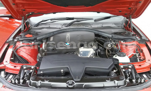 Acheter Occasion Voiture BMW 3–Series Rouge à Bulembu, Hhohho Acheter Occasion Voiture BMW 3–Series Rouge à Bulembu, Hhohho