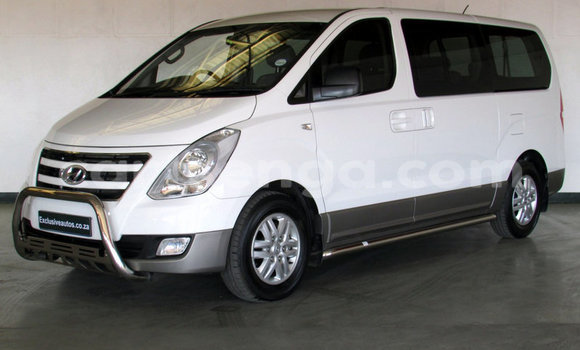 Buy Used Hyundai H1 White Car in Mbabane in Manzini Buy Used Hyundai H1 White Car in Mbabane in Manzini