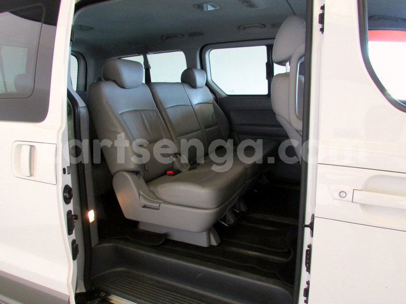 Big with watermark hyundai h1 manzini mbabane 12093