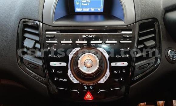 Acheter Occasion Voiture Ford Fiesta ST Rouge à Hlatikulu, Shiselweni District Acheter Occasion Voiture Ford Fiesta ST Rouge à Hlatikulu, Shiselweni District