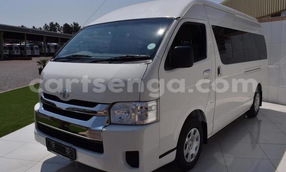 Acheter Occasion Voiture Toyota Hiace Blanc à Ezulwini, Hhohho Acheter Occasion Voiture Toyota Hiace Blanc à Ezulwini, Hhohho