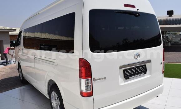 Acheter Occasion Voiture Toyota Hiace Blanc à Ezulwini, Hhohho Acheter Occasion Voiture Toyota Hiace Blanc à Ezulwini, Hhohho