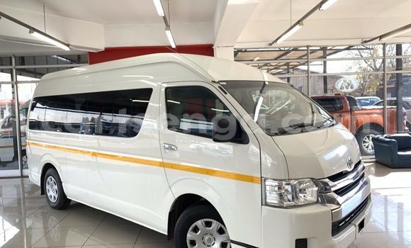 Acheter Occasion Voiture Toyota Hiace Blanc à Ezulwini, Hhohho Acheter Occasion Voiture Toyota Hiace Blanc à Ezulwini, Hhohho