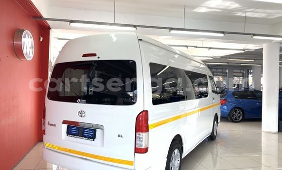 Acheter Occasion Voiture Toyota Hiace Blanc à Ezulwini, Hhohho Acheter Occasion Voiture Toyota Hiace Blanc à Ezulwini, Hhohho