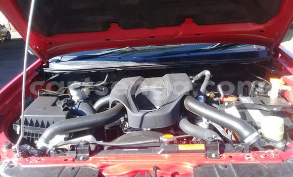 Buy Used Isuzu KB Red Car in Kwaluseni in Manzini Buy Used Isuzu KB Red Car in Kwaluseni in Manzini