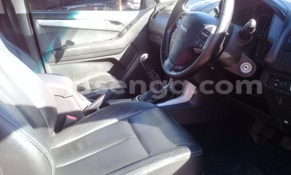 Buy Used Isuzu KB Red Car in Kwaluseni in Manzini Buy Used Isuzu KB Red Car in Kwaluseni in Manzini