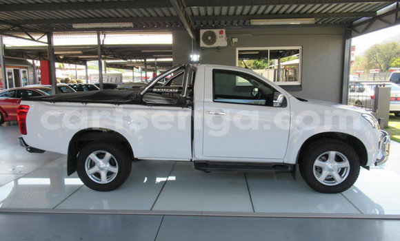 Acheter Occasion Voiture Isuzu KB Blanc à Mbabane, Manzini Acheter Occasion Voiture Isuzu KB Blanc à Mbabane, Manzini
