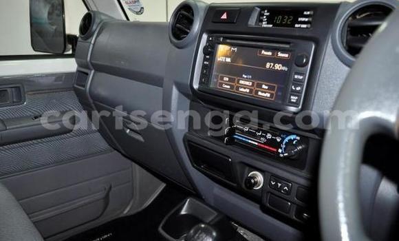 Acheter Occasion Voiture Toyota Land Cruiser Blanc à Ezulwini, Hhohho Acheter Occasion Voiture Toyota Land Cruiser Blanc à Ezulwini, Hhohho