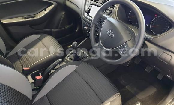 Nunua Ilio tumika Hyundai i20 Red Gari ndani ya Manzini nchini Manzini Nunua Ilio tumika Hyundai i20 Red Gari ndani ya Manzini nchini Manzini
