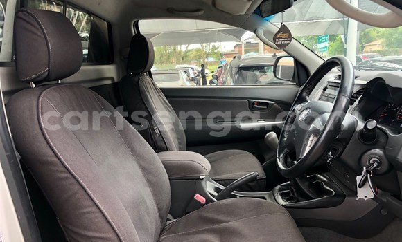 Buy Used Toyota Hilux White Car in Big Bend in Lubombo District Buy Used Toyota Hilux White Car in Big Bend in Lubombo District