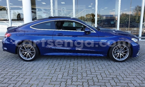 Acheter Occasion Voiture Mercedes‒Benz C–Class Bleu à Hlatikulu, Shiselweni District Acheter Occasion Voiture Mercedes‒Benz C–Class Bleu à Hlatikulu, Shiselweni District