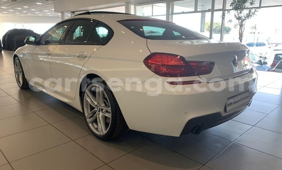 Acheter Occasion Voiture BMW 6er Blanc à Ezulwini, Hhohho Acheter Occasion Voiture BMW 6er Blanc à Ezulwini, Hhohho