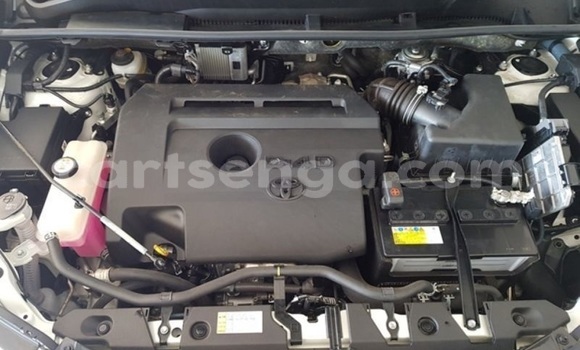 Nunua Ilio tumika Toyota RAV4 White Gari ndani ya Mbabane nchini Manzini Nunua Ilio tumika Toyota RAV4 White Gari ndani ya Mbabane nchini Manzini