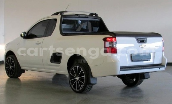 Buy Used Chevrolet Van White Car in Ezulwini in Hhohho Buy Used Chevrolet Van White Car in Ezulwini in Hhohho