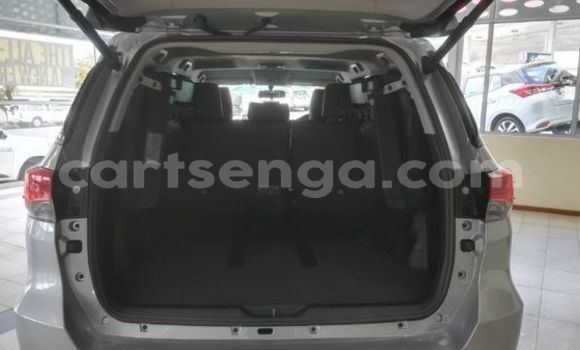 Buy Used Toyota Fortuner Silver Car in Hluti in Shiselweni District Buy Used Toyota Fortuner Silver Car in Hluti in Shiselweni District
