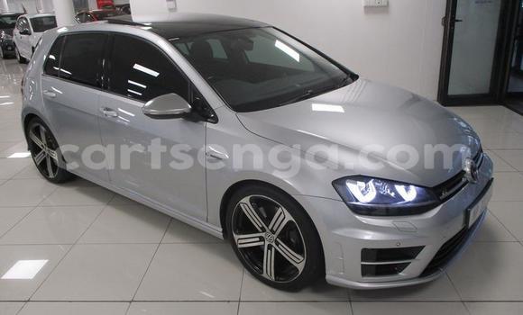 Nunua Ilio tumika Volkswagen Golf R Silver Gari ndani ya Manzini nchini Manzini Nunua Ilio tumika Volkswagen Golf R Silver Gari ndani ya Manzini nchini Manzini